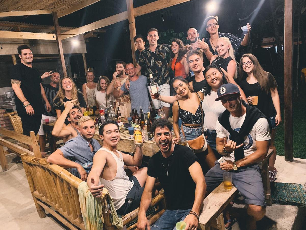 ג'נרל לונה Coco Pod Siargao Hostel מראה חיצוני תמונה